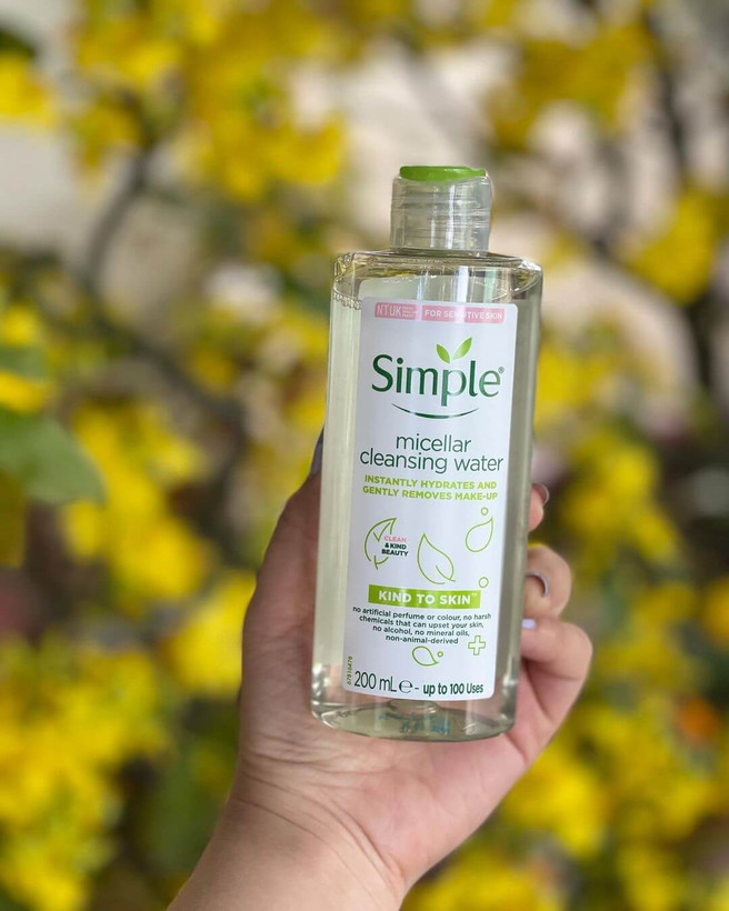 میسلار واتر سیمپل